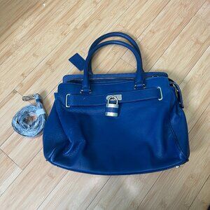 Danier Blue leather bag with lock detail